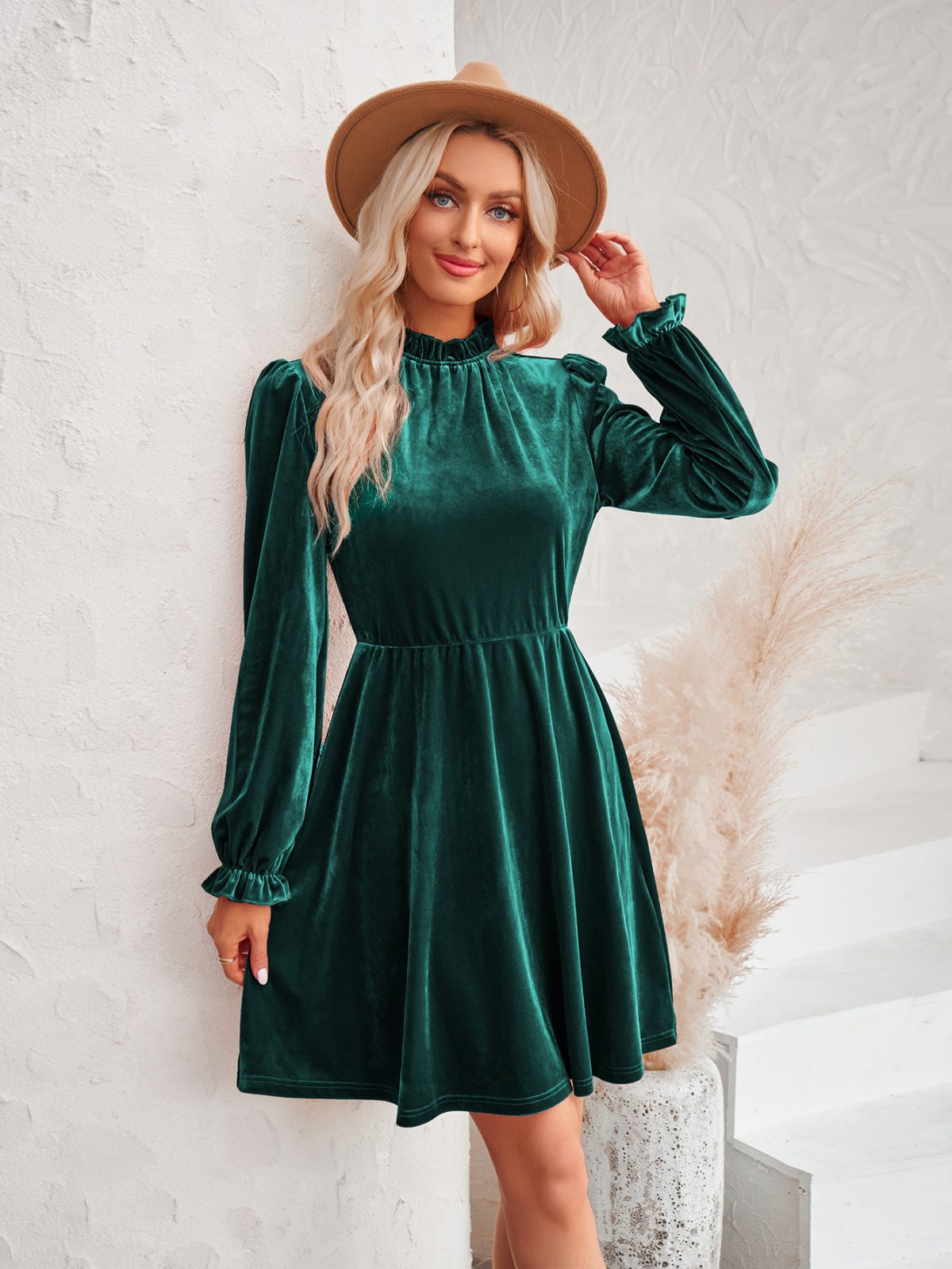 Casual Turtleneck Velvet Solid Color Waist Tight Dress in Dresses