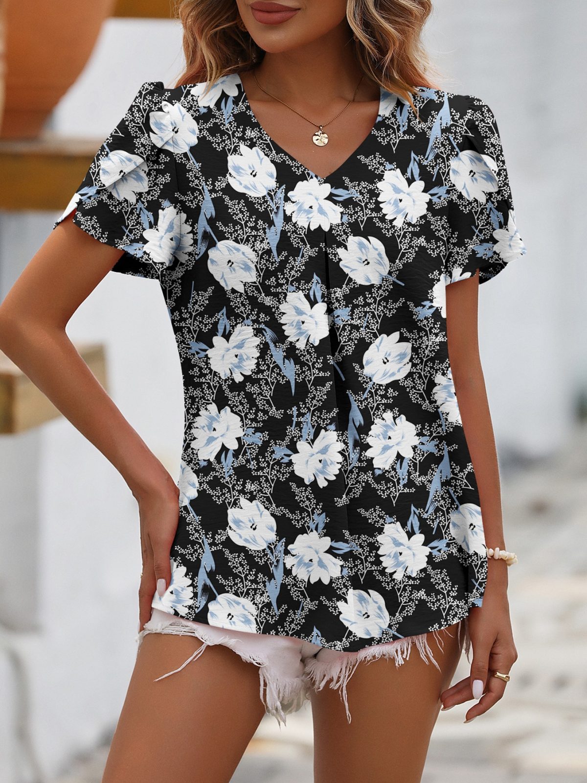 Casual V neck Chiffon Floral Bud Sleeve Blouse in Blouses & Shirts