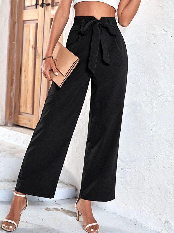 Black Cropped Casual Pants in Pants
