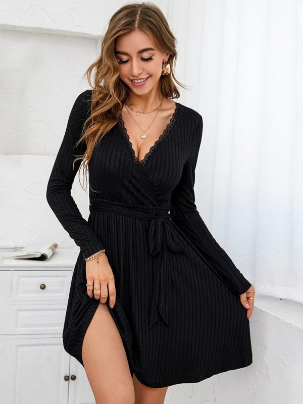 Sexy V Neck Lace Stitching Knitted Long Sleeved Dress in Dresses