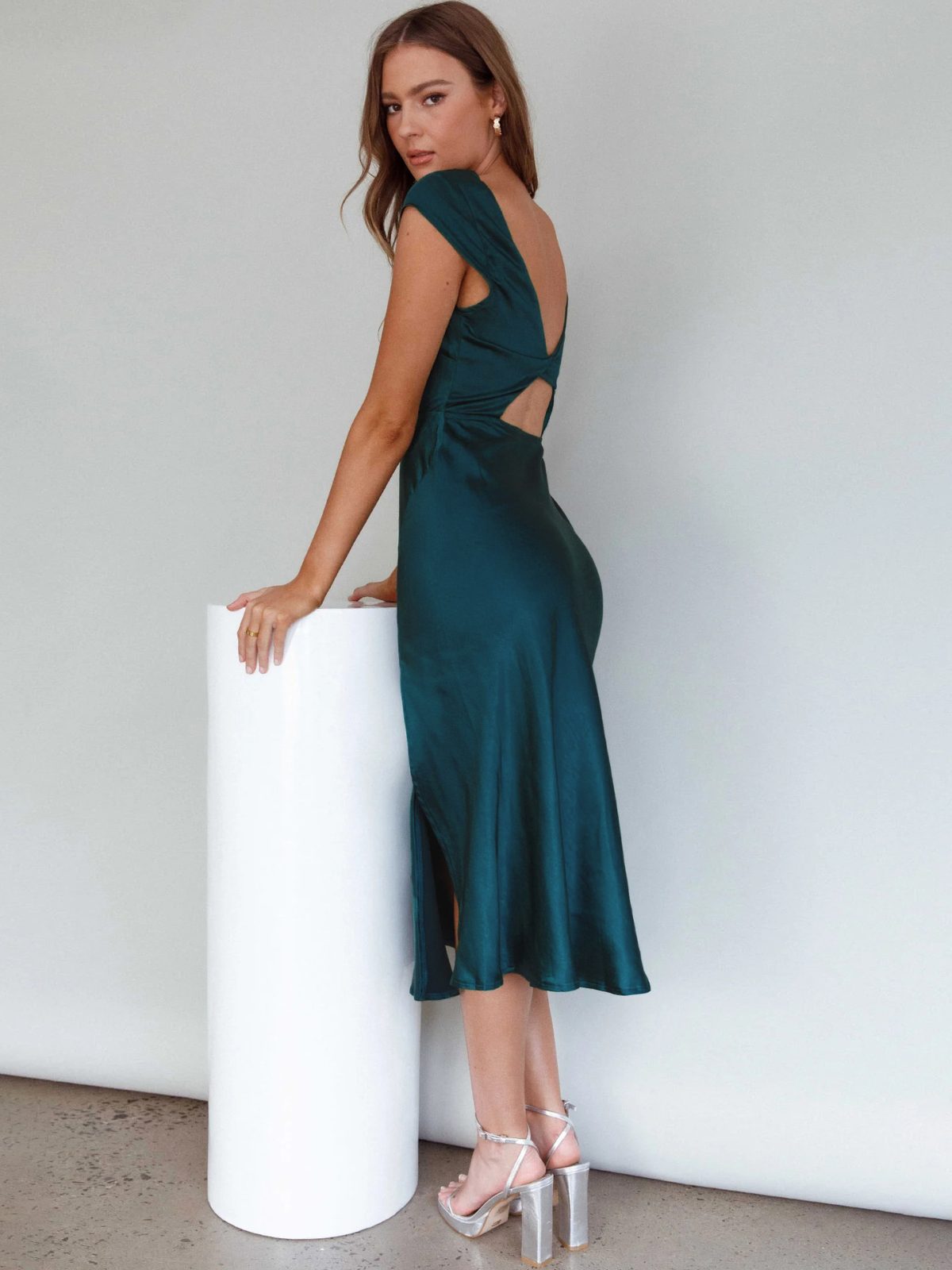 Sexy Slimming Backless Pure Satin Evening Dress in Dresses
