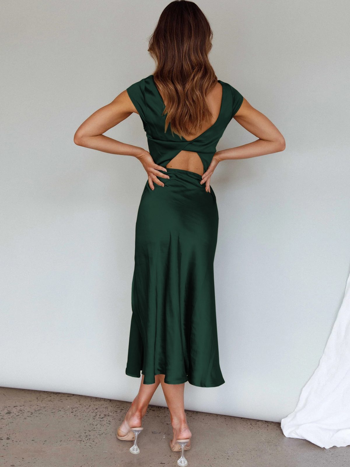 Sexy Slimming Backless Pure Satin Evening Dress in Dresses