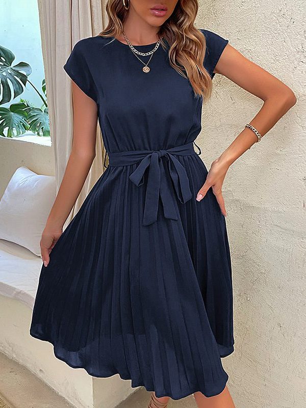 Lace Up Solid Color Pleated Dress in Dresses