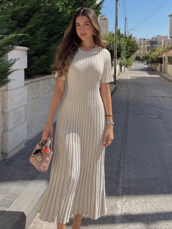 Knitted Round Neck Stripe Slimming Knitted Maxi Dress in Dresses