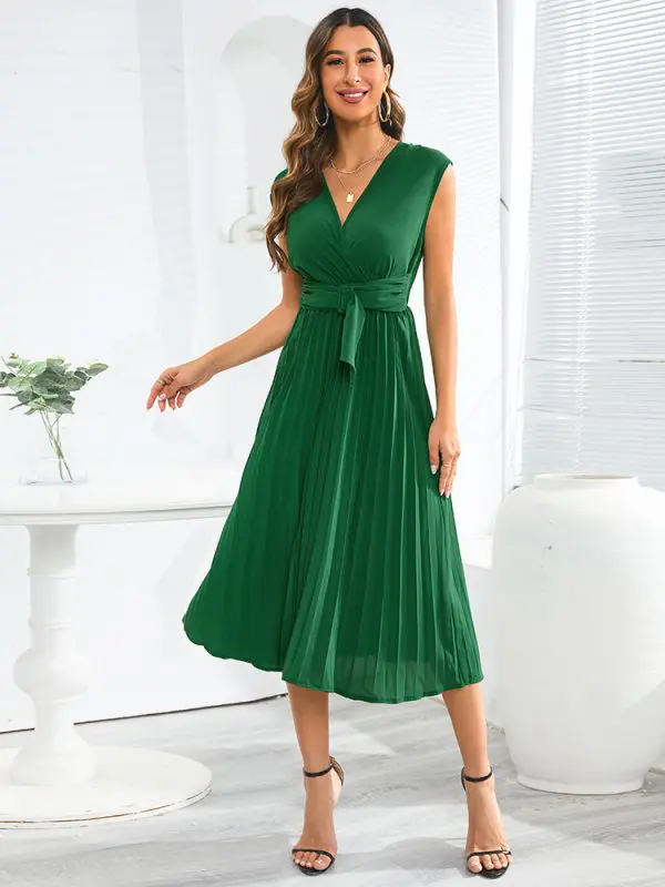 Sleeveless V Neck Lace Up Pleated Mid Length Dress in Dresses