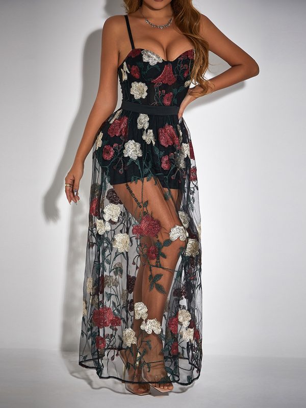 Embroidered Floral Belt Dress in Dresses